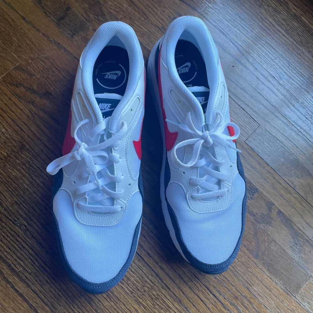 Men’s Nike Tennis Shoes